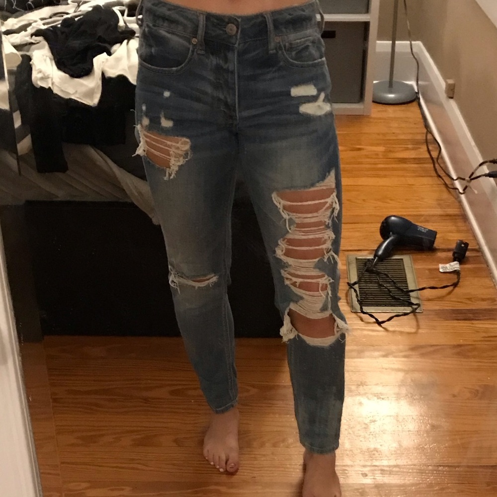 Ripped Boyfriend Jeans
